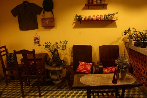 La cafeteria que guarda el recuerdo del antiguo Hanói - ảnh 4