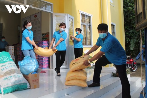 Instan a localidades vietnamitas a garantizar apoyo a los necesitados  - ảnh 1
