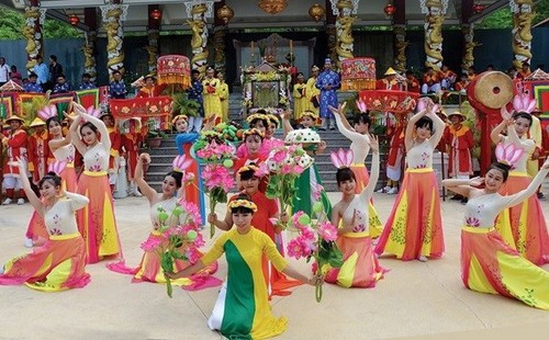 Vietnam busca reconocimiento de UNESCO al festival del templo Ba Chua Xu - ảnh 1