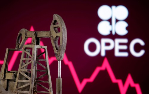 OPEP+ acuerda aumentar producción de crudo a 648.000 barriles diarios  - ảnh 1