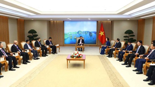 Viceprimer ministro de Vietnam recibe a jefes de servicio civil de los países de la ASEAN - ảnh 1