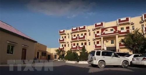 Al menos 8 civiles muertos en ataque a hotel en Somalia - ảnh 1
