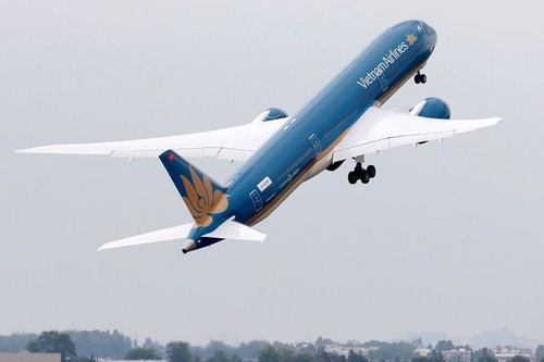 Vietnam Airlines nombrada entre las 100 mejores aerolíneas del mundo en 2022 por Skytrax - ảnh 1