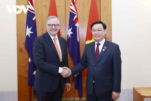 Líder parlamentario de Vietnam se reúne con el primer ministro australiano  - ảnh 1