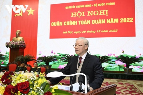 Líder del PCV pide mejorar la calidad general del Ejército Popular de Vietnam ante nueva coyuntura - ảnh 1