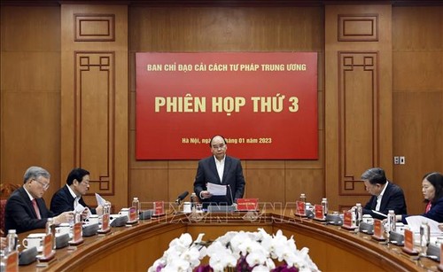 El presidente vietnamita urge a construir Poder Jurídico más profesional, moderno y justo - ảnh 1