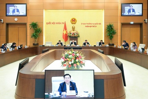 Parlamento de Vietnam analiza la revisión de la Ley de Recursos Hídricos - ảnh 1
