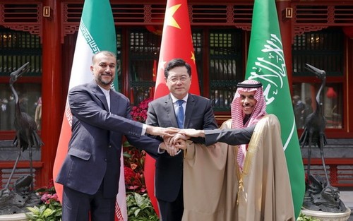 Irán y Arabia Saudita sellan su reconciliación en Beijing - ảnh 1
