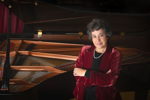 La pianista Mirian Conti ofrecerá conciertos en saludo al 50 aniversario de relaciones diplomáticas Vietnam-Argentina - ảnh 1
