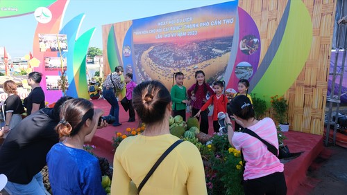 Inauguran VII Festival de Turismo Cultural del Mercado Flotante de Cai Rang - ảnh 1