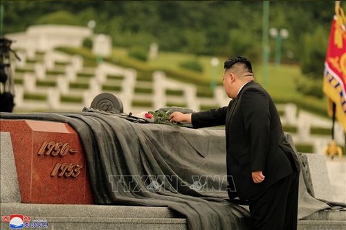 Corea del Sur y Corea del Norte conmemoran el 70.° aniversario de la firma del Acuerdo de Armisticio - ảnh 1