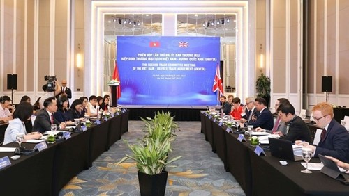 Vietnam y Reino Unido buscan elevar la eficiencia del TLC bilateral - ảnh 1