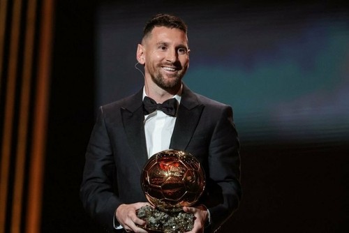 Lionel Messi gana el Balón de Oro por octava vez - ảnh 1