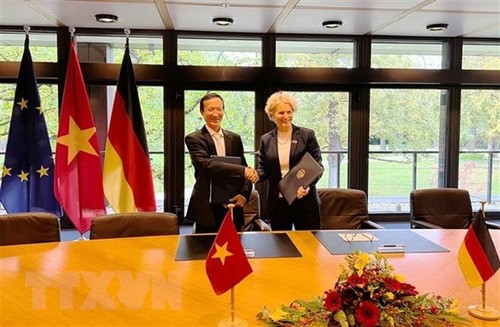 Alemania reitera su compromiso de ayuda al desarrollo de Vietnam  - ảnh 1