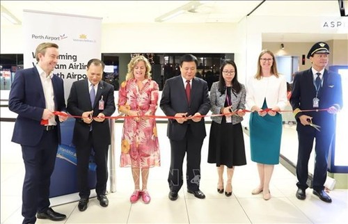 Vietnam Airlines inaugura vuelos directos Ciudad Ho Chi Minh - Perth - ảnh 1