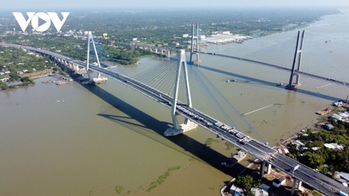 Los avances de la infraestructura en Vietnam: gran motor del desarrollo económico - ảnh 2