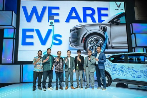 VinFast suministrará 600 vehículos eléctricos a 3 empresas indonesias - ảnh 1