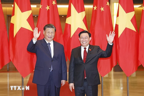 Embajador destaca importancia de visita a China del líder del Parlamento vietnamita - ảnh 1