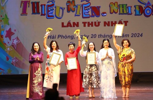 Clausuran en Hai Phong el Festival Nacional de Teatro para Niños y Adolescentes - ảnh 1