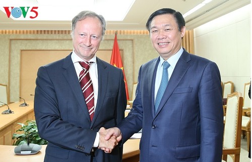 越南希望与比利时、斯洛伐克和欧盟加强合作关系   - ảnh 1