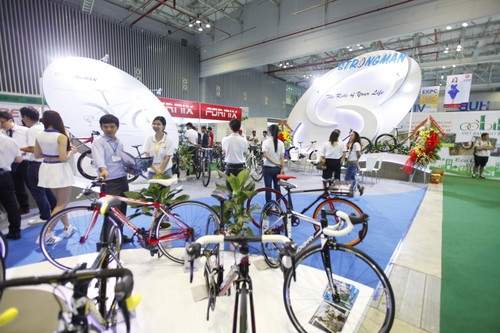 越南国际自行车展开幕 - ảnh 1