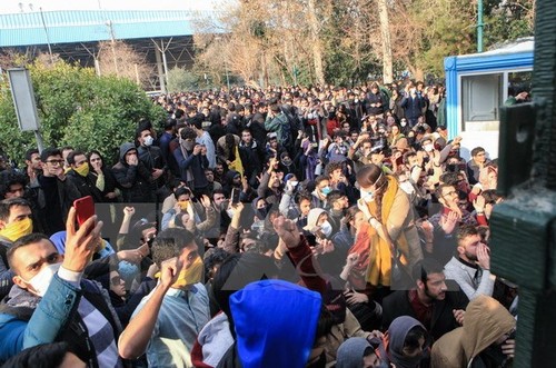 伊朗爆发的骚乱已经平息 - ảnh 1
