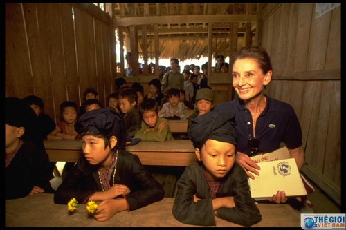 越南举行多项活动纪念联合国《儿童权利公约》30周年 - ảnh 1