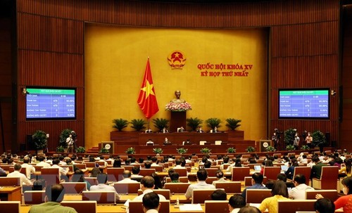越南国会批准减少1名政府副总理 - ảnh 1
