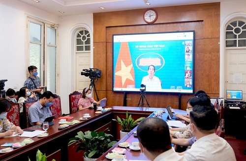 同越南驻外代表机构对接  推介旅游、吸引外国游客 - ảnh 1