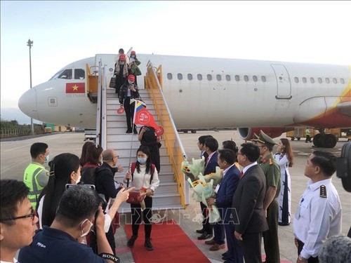 越南将于3月15日起接待中国游客 - ảnh 1