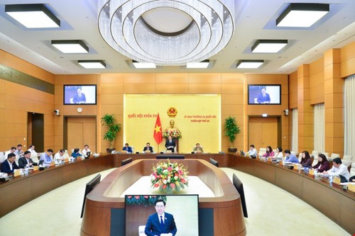 越南国会常委会第24次会议开幕 - ảnh 1