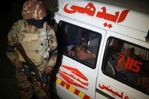Attentat-suicide dans le sud-ouest du Pakistan: 18 morts - ảnh 1