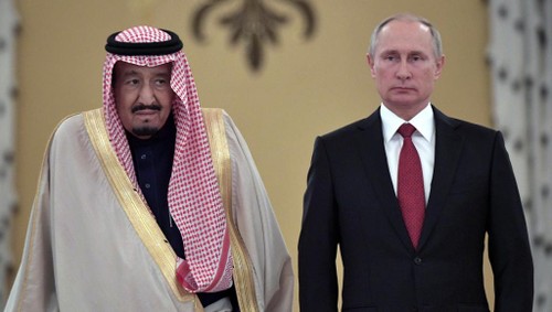 Le roi Salman d’Arabie saoudite en «visite historique» à Moscou - ảnh 1