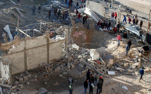 Gaza : nouveaux heurts samedi, deux Palestiniens tués dans des raids israéliens - ảnh 1