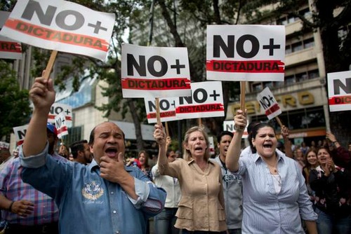Au Venezuela, l’opposition s’apprête à défier une nouvelle fois le président Maduro - ảnh 1