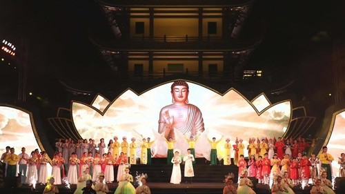 Gala musical «Lotus sacré» en l’honneur du vesak 2019 - ảnh 1