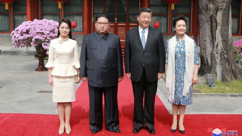 Xi Jinping en visite à Pyongyang pour consolider ses liens avec Kim Jong-un - ảnh 1