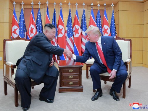 Donald Trump souhaite rencontrer Kim Jong-un prochainement - ảnh 1
