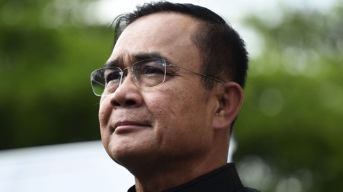 Le Premier ministre thaïlandais annonce que le pays est désormais “démocratique”  - ảnh 1