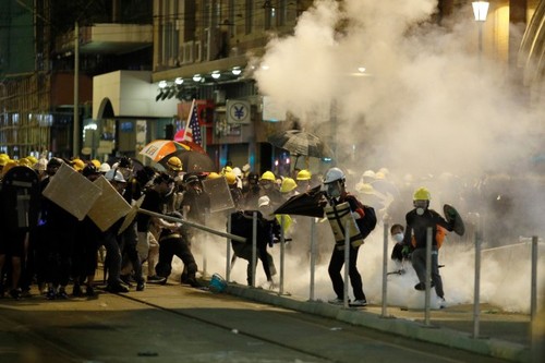 Chine: Pékin dénonce des actes «intolérables» après des dégradations à Hong Kong - ảnh 1