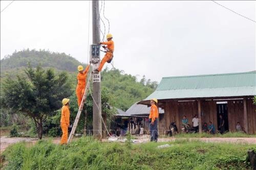 Dak Nông: Un service de dépannage électrique en faveur des familles en difficulté - ảnh 1