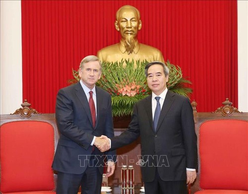 Nguyên Van Binh reçoit le vice-président de Qualcomm - ảnh 1