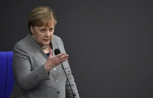 Le plan climat de Merkel enfin adopté - ảnh 1