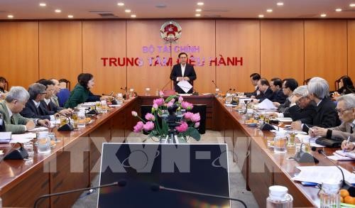 Vuong Dinh Huê à la réunion du Conseil national de consultation des politiques financières et monétaires - ảnh 1