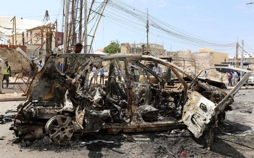 Somalie: Au moins quatre morts dans un attentat à la voiture piégée à Mogadiscio - ảnh 1