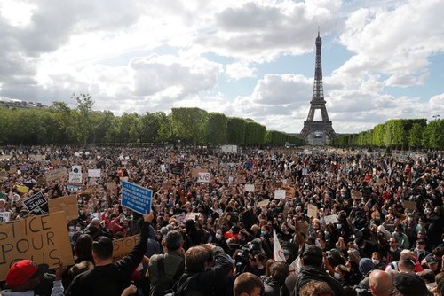 De Washington à Paris, mobilisation massive contre le racisme  - ảnh 7