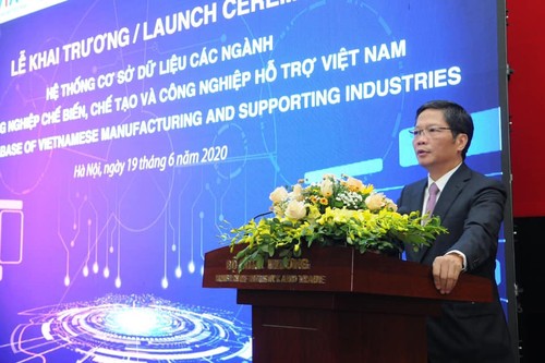 Inauguration d’une base de données sur les industries auxiliaires au Vietnam - ảnh 1