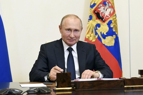Vladimir Poutine signe une loi donnant une immunité à vie aux anciens présidents  - ảnh 1