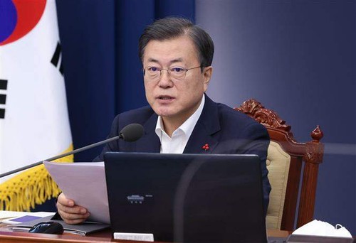 Le président sud-coréen appelle à des relations «orientées vers l'avenir» avec le Japon - ảnh 1