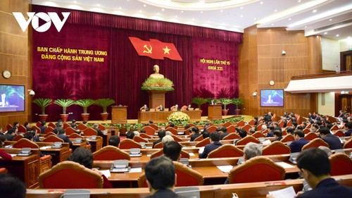 Ouverture du 15e plénum du comité central du Parti communiste vietnamien - ảnh 1